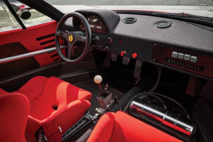 Automašīna "Ferrari F40": pārskats, specifikācijas un atsauksmes