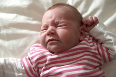 Kā ārstēt jaundzimušajam iesnas?