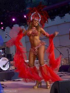 Uzliesmojoša brazīliešu deja