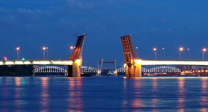 Aleksandra Nevska tilts - garākais tilts