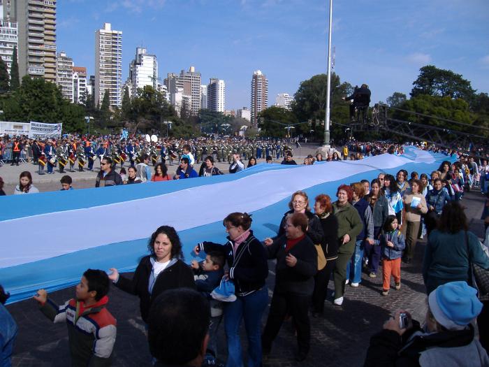 Argentīnas karogs, tā izcelsme un simbolisms. Valsts emblēma