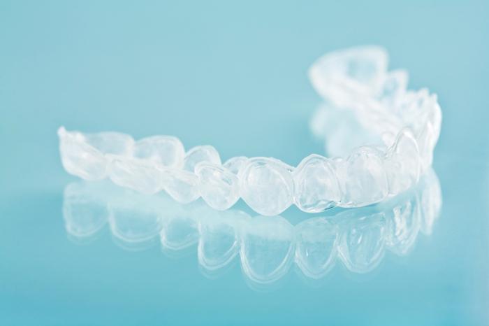 Zobu plāksnes - efektīvs līdzeklis korekcijai un balināšanai